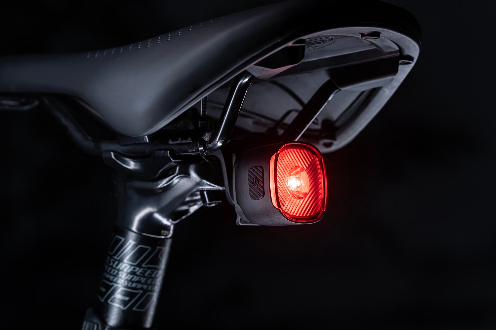 K01S bicycle rear light seatpost night visibility