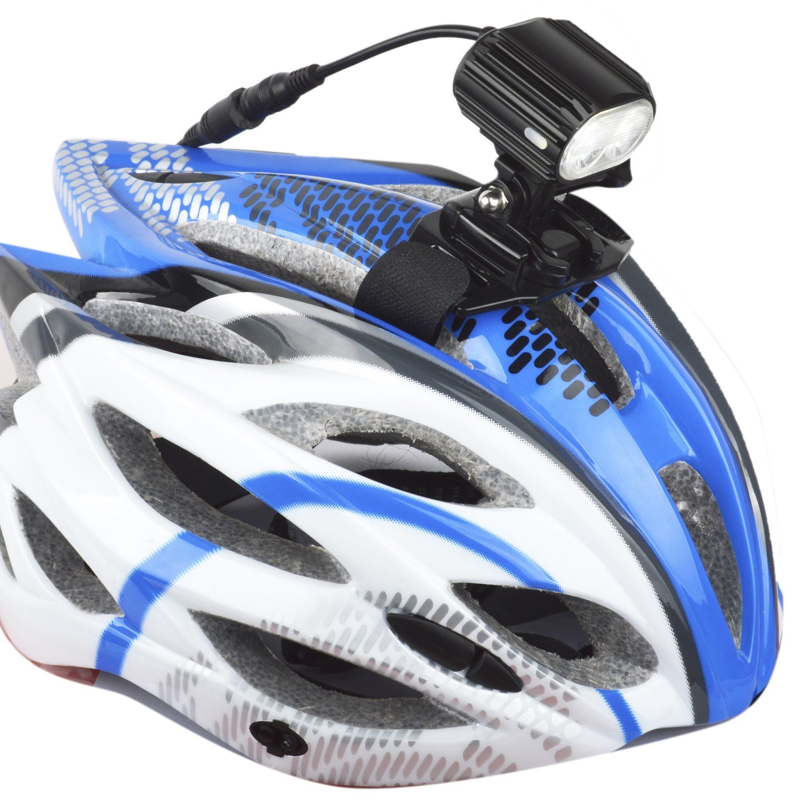 LW-F1600B external battery bicycle light installed on a cycling helmet